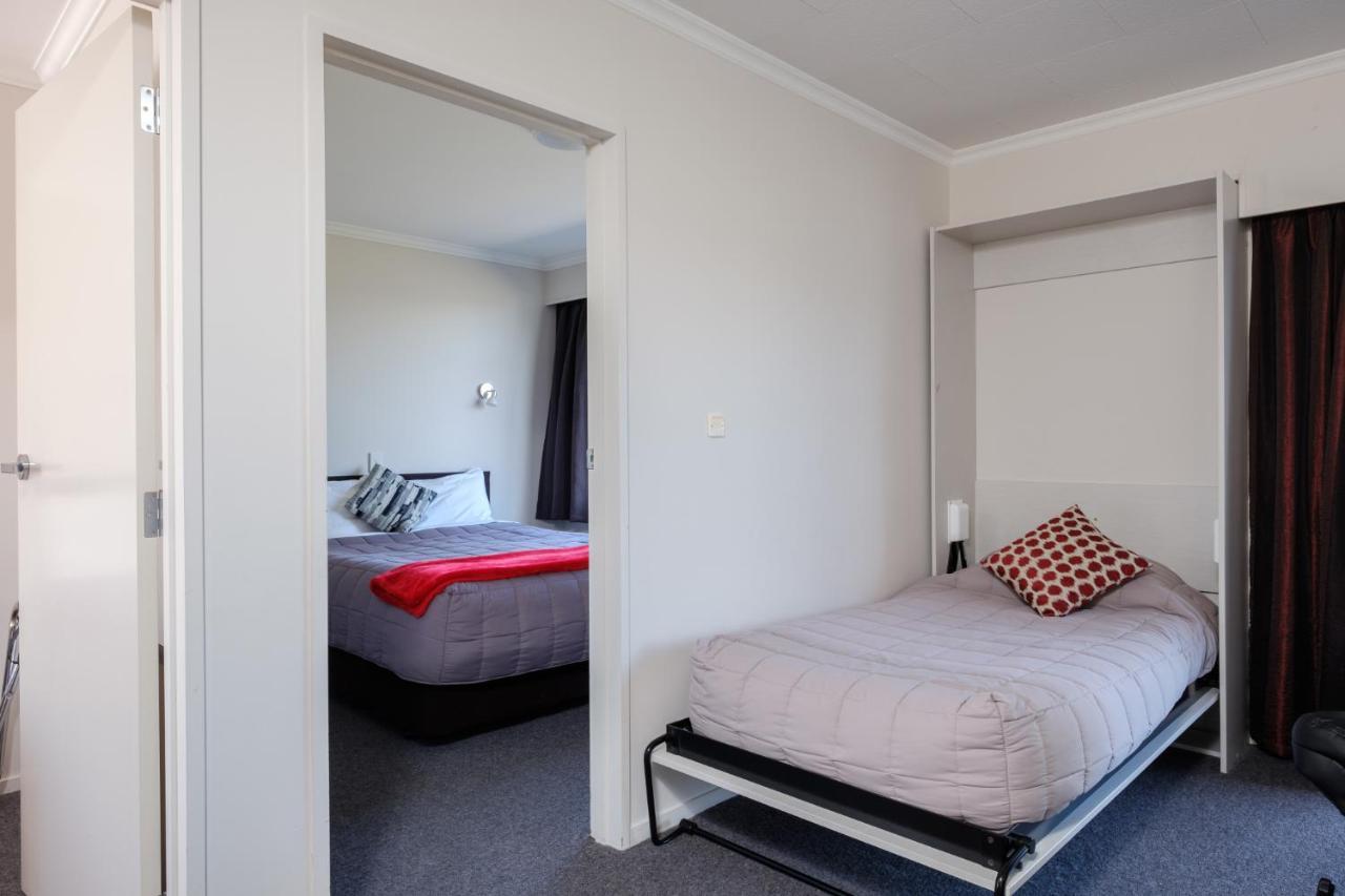 Esplanade Motels Гор Екстериор снимка