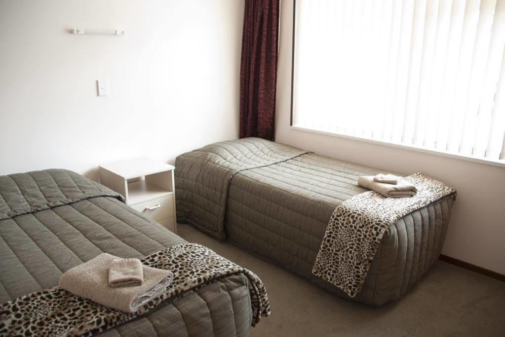 Esplanade Motels Гор Екстериор снимка