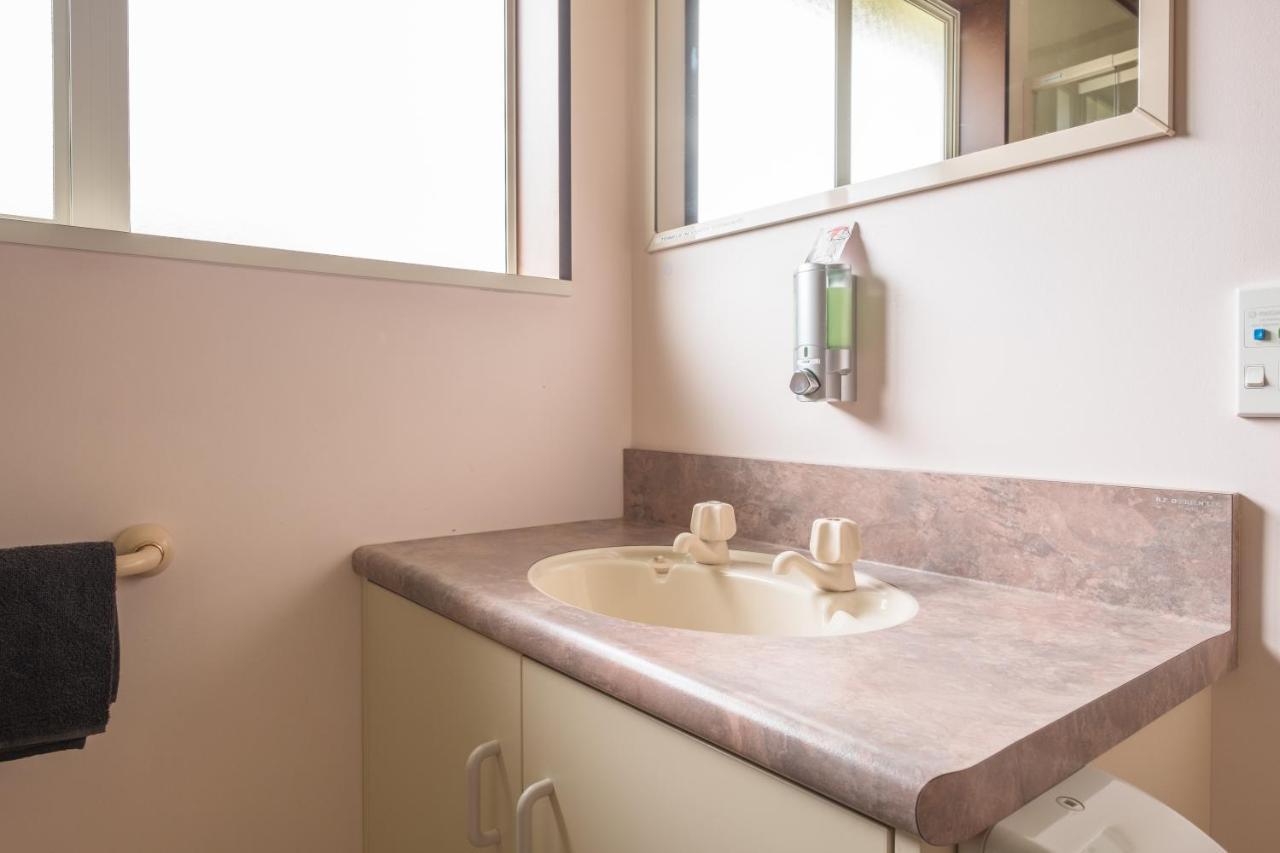 Esplanade Motels Гор Екстериор снимка
