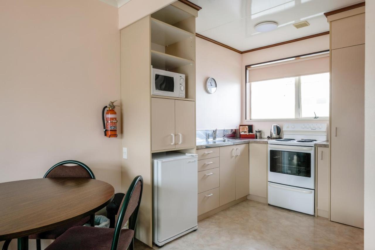 Esplanade Motels Гор Екстериор снимка